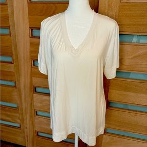 Aday Classic White V-Neck T-Shirt - Size M